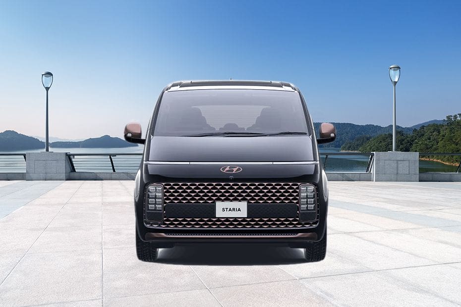 Galeri Hyundai STARIA 5