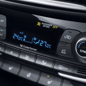 hyundai-santa-fe-front-ac-controls-478718
