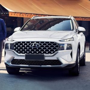 hyundai-santa-fe-front-deep-low-angle-view-354137