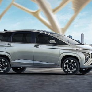 hyundai-stargazer-front-cross-side-view-979436