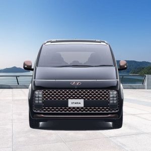 hyundai-staria-full-front-view-201991